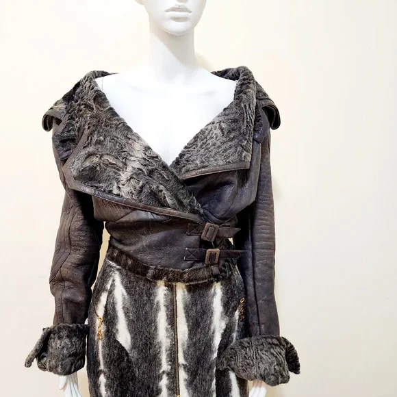 Elegant Black and Gray Women's Jacket - Picture 3 of 8